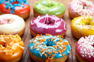 电竞圣殿再添新王EDG全员状态拉满，剑指S赛荣耀！